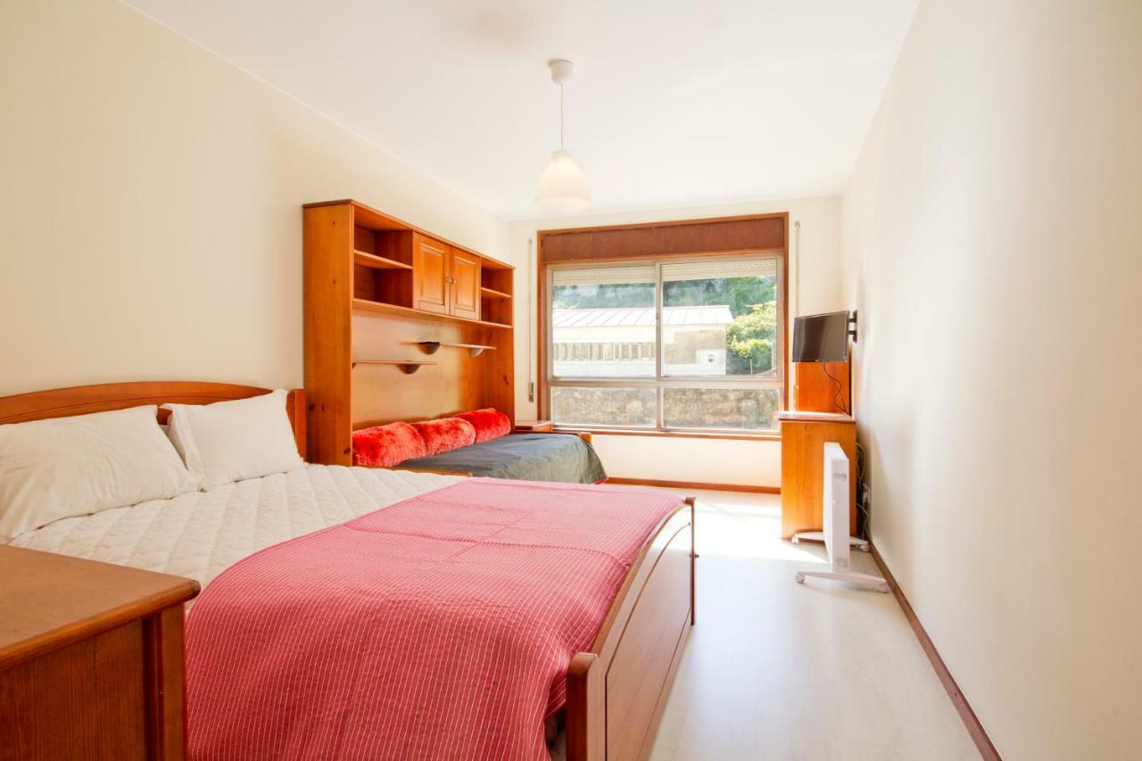 Fontinha 47 Apartment Porto Luaran gambar